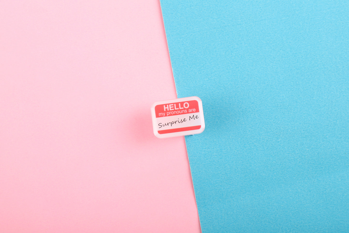 Hallo, meine Pronomen sind... Acryl Pin | 1" gestanzter Acrylstift