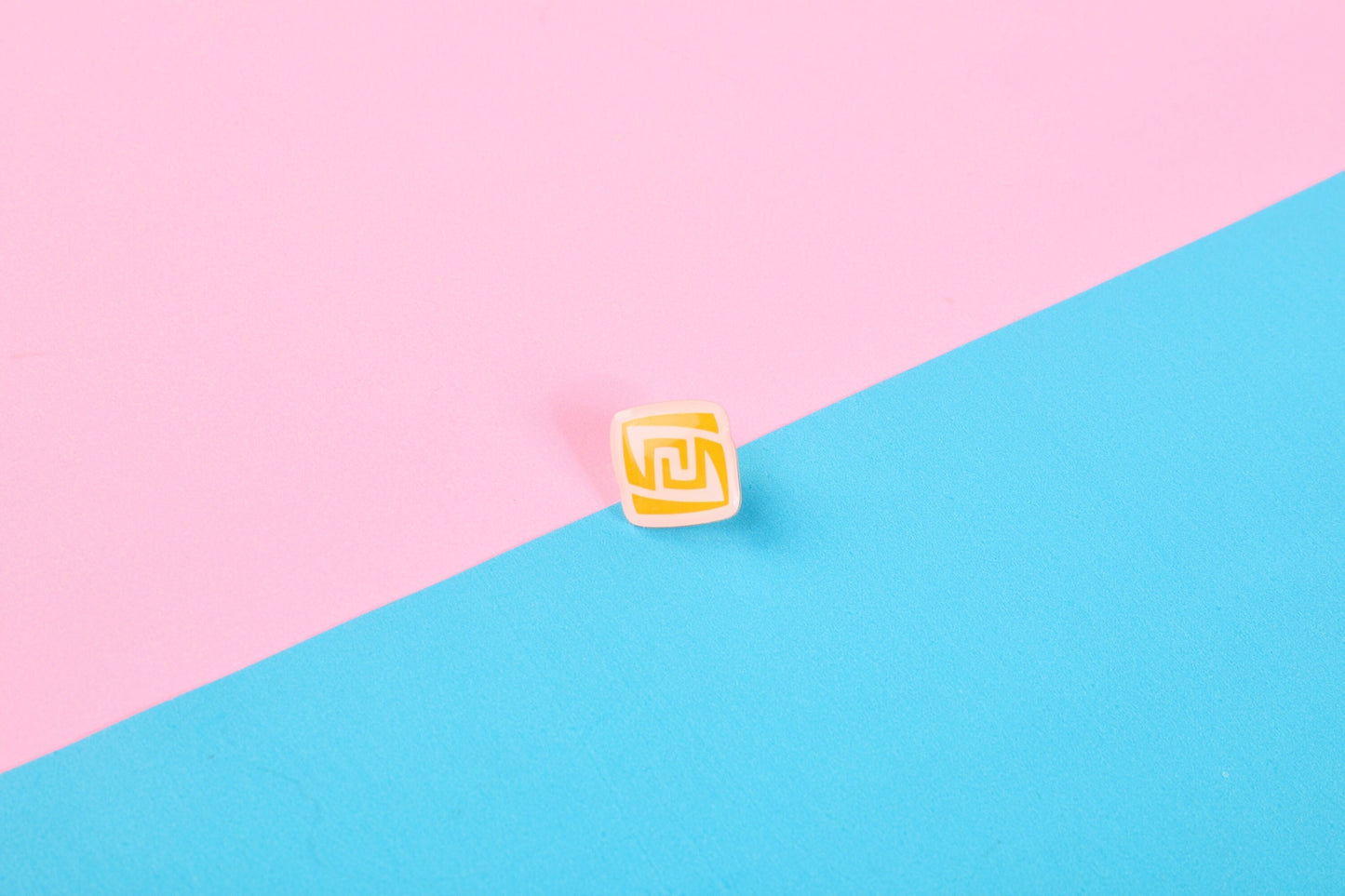 Genshin Impact Geo Element Acrylic Pin | 1" Die Cut Acrylic Pin