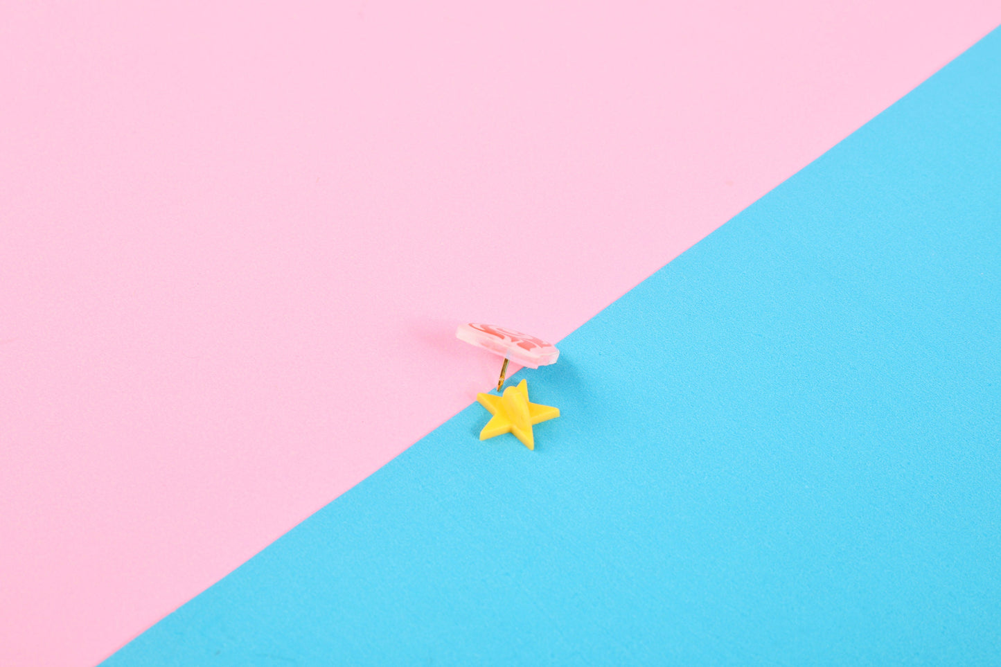 Genshin Impact Pyro Element Acrylic Pin | 1" Die Cut Acrylic Pin