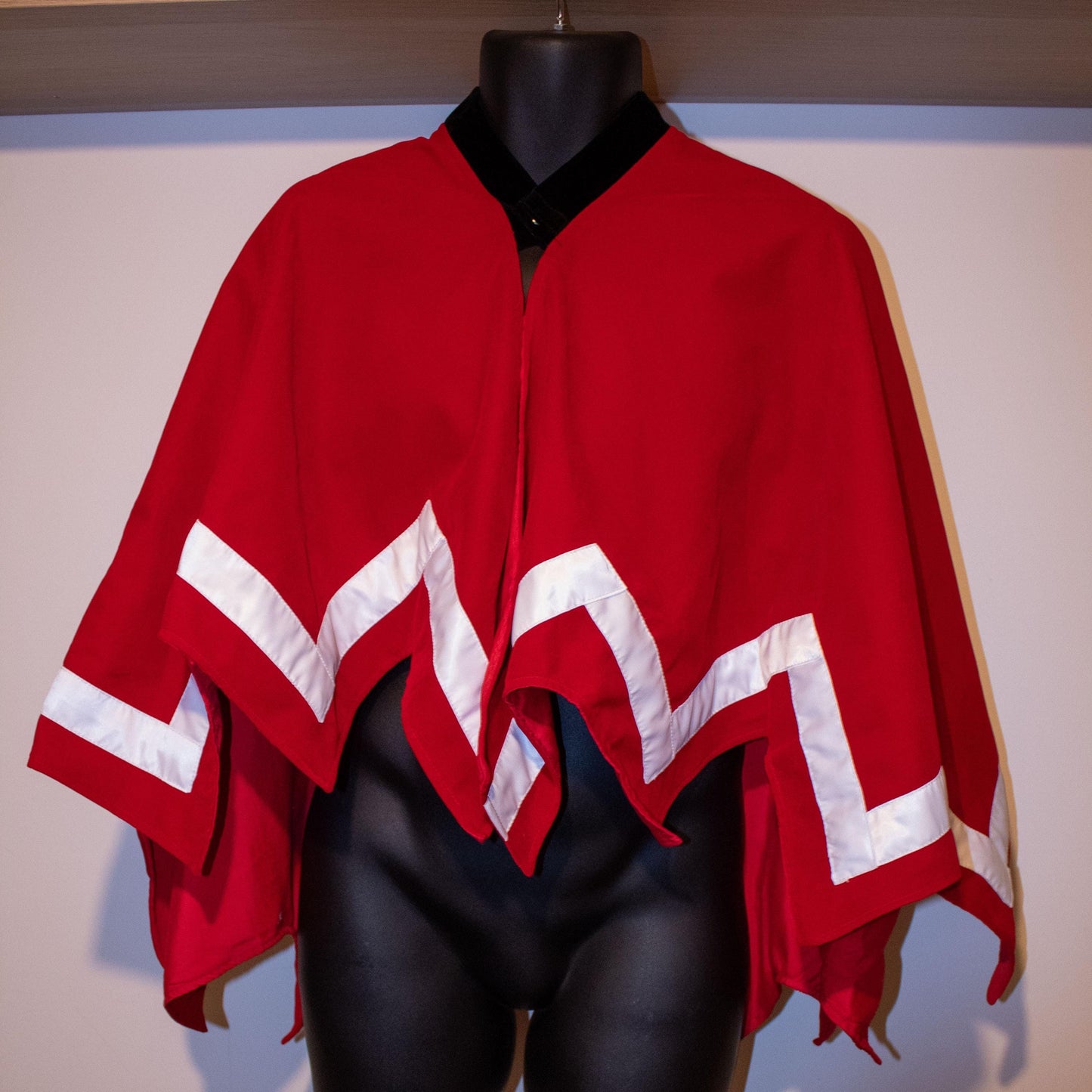 Cult of the Lamb Inspired Lamb Cosplay Cloak