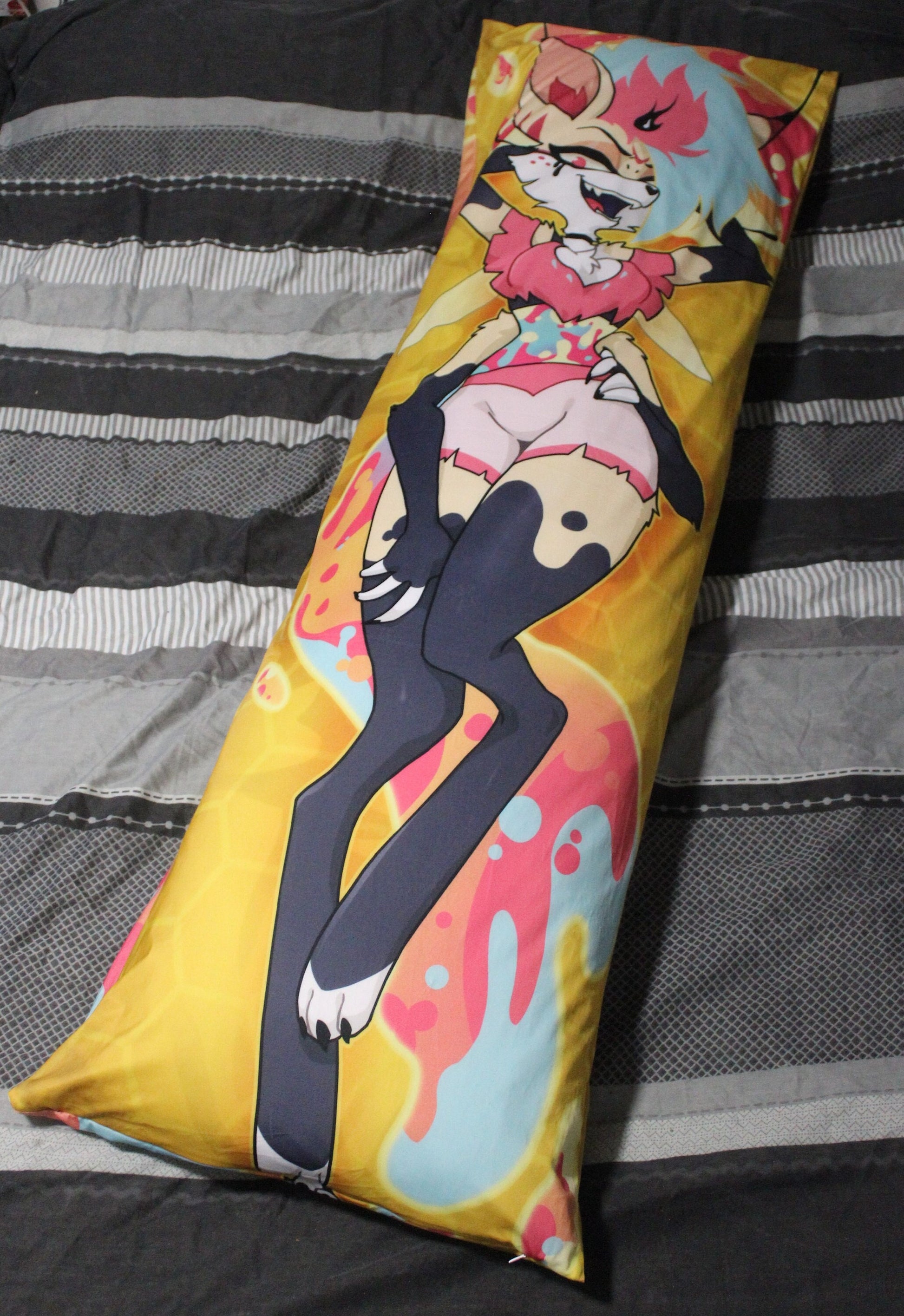 Helluva Boss Queen Bee Dakimakura Pillowcase | 50x150cm Two Way Tricot –  Splat Cosplay